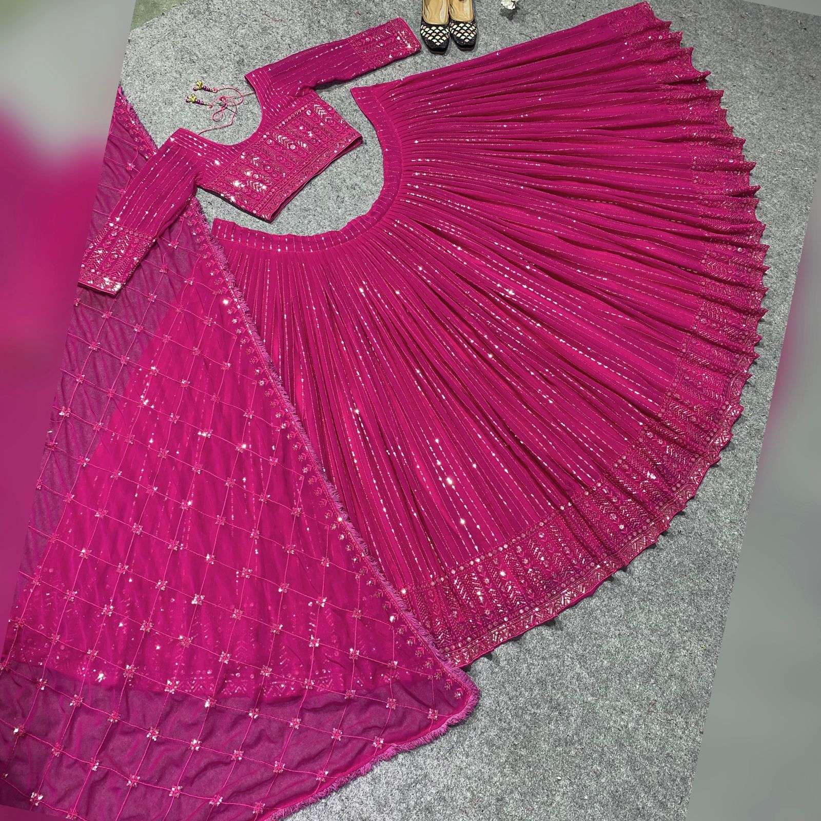 NF 1059 LEHENGA CHOLI 