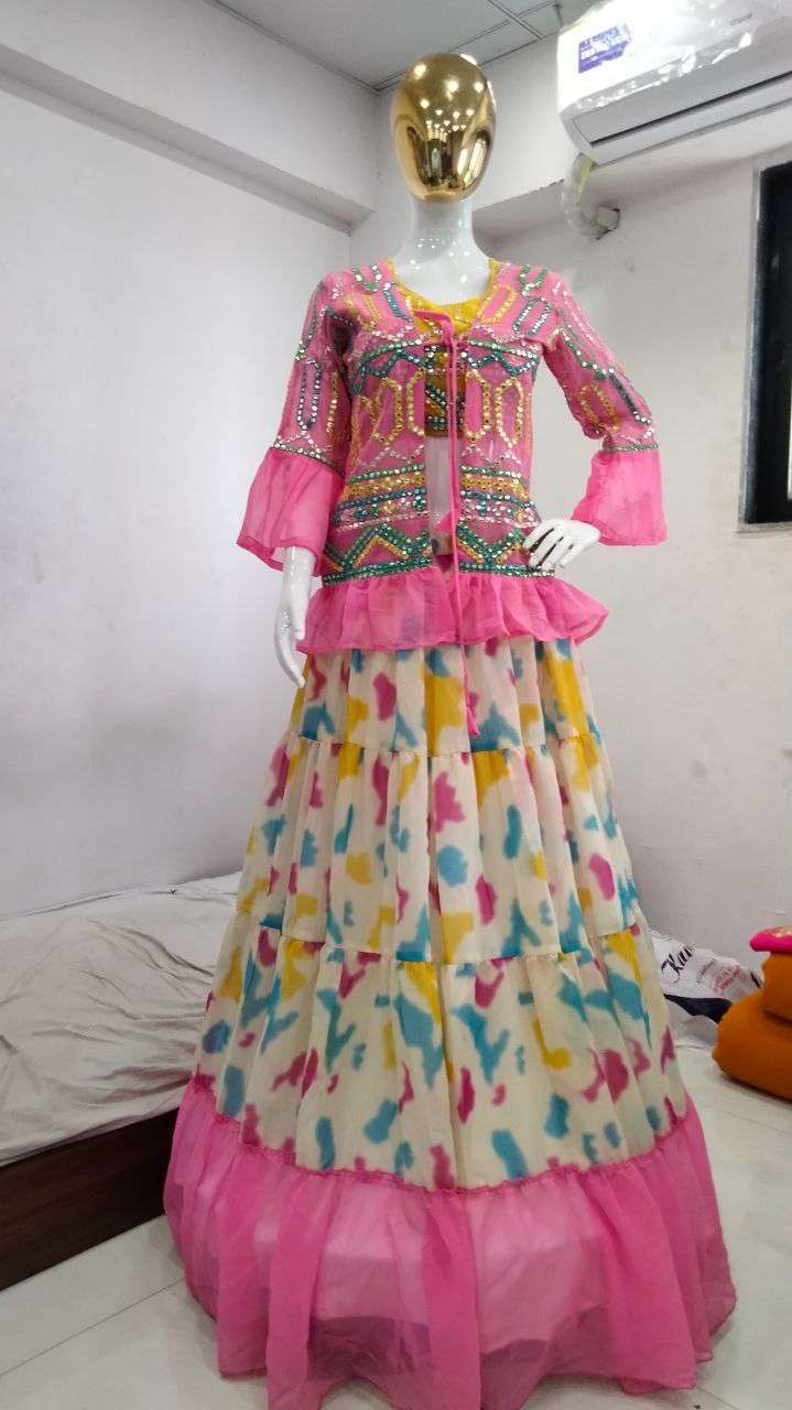 PC 101 LEHENGA 