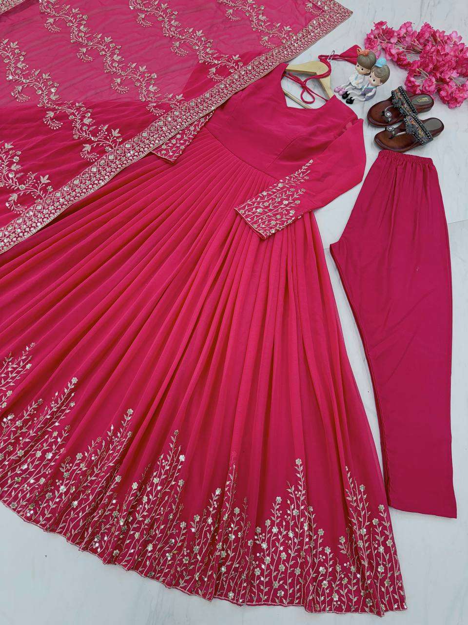 PD 1038 GOWN SET