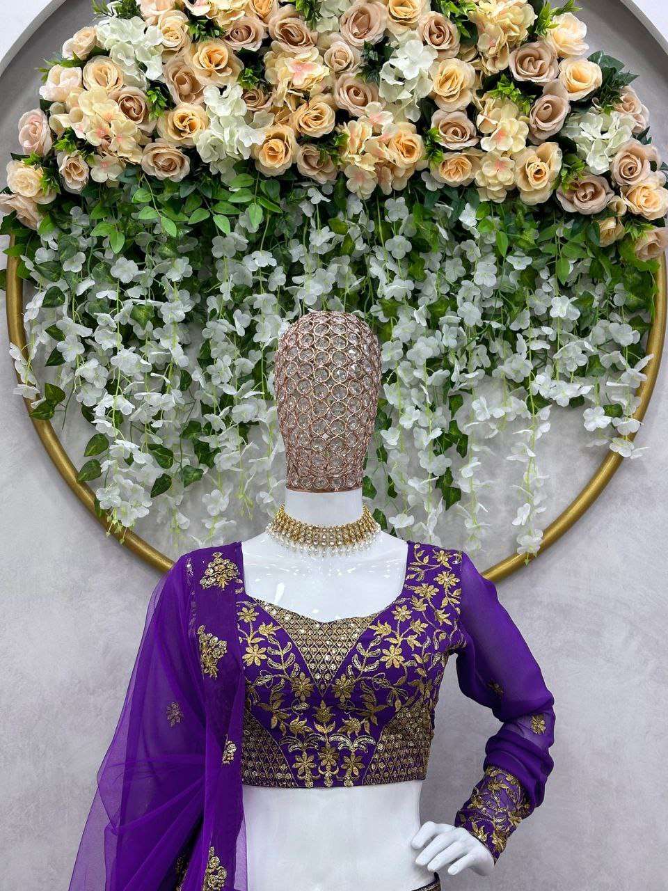 QRC 195 LEHENGA CHOLI
