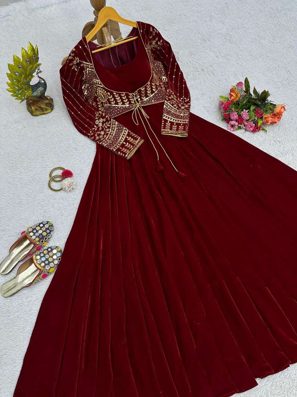 RTC 5640 PARTYWEAR GOWN