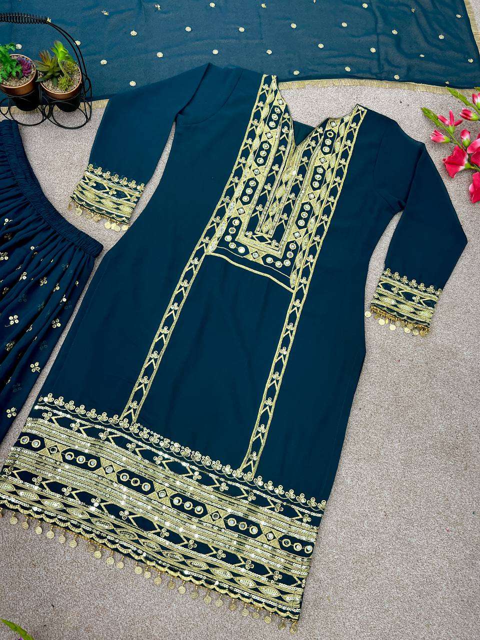 SRK 5116 SHARARA SUIT