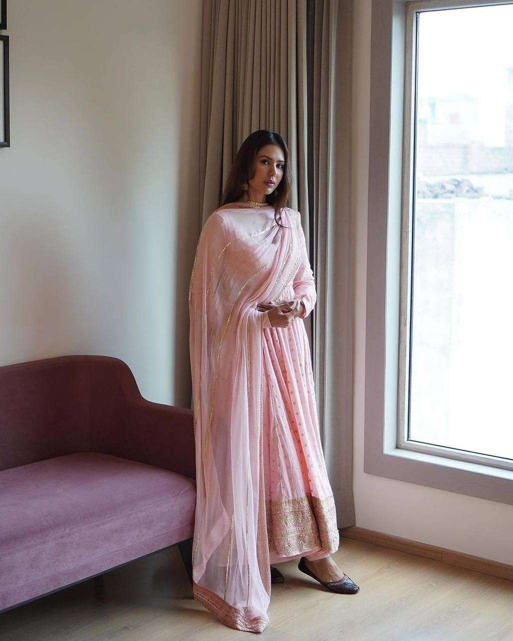 SSR 438 PARTYWEAR GOWN