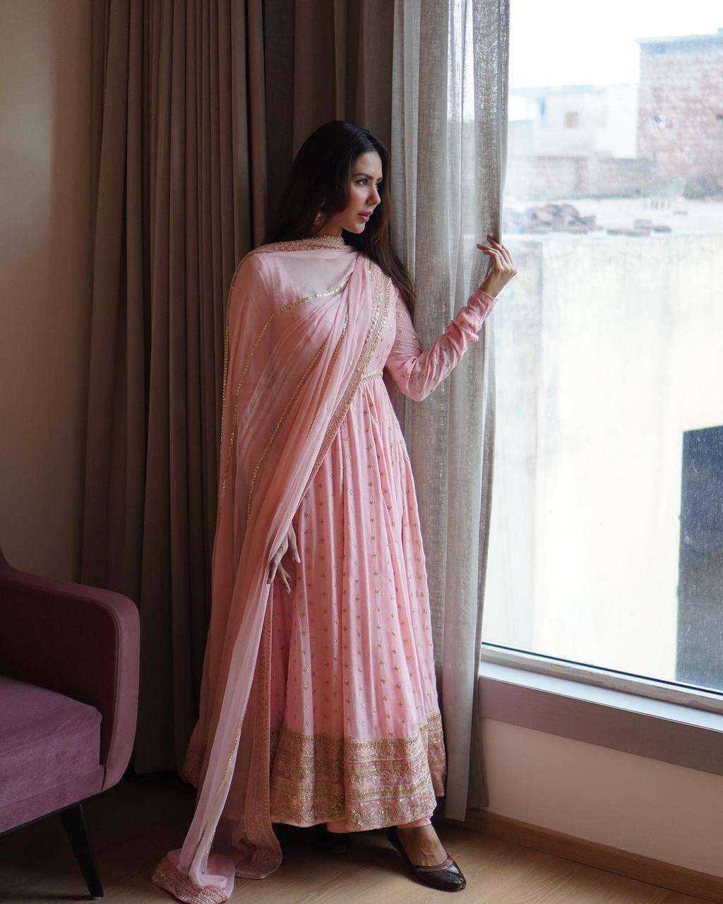 SSR 438 PARTYWEAR GOWN