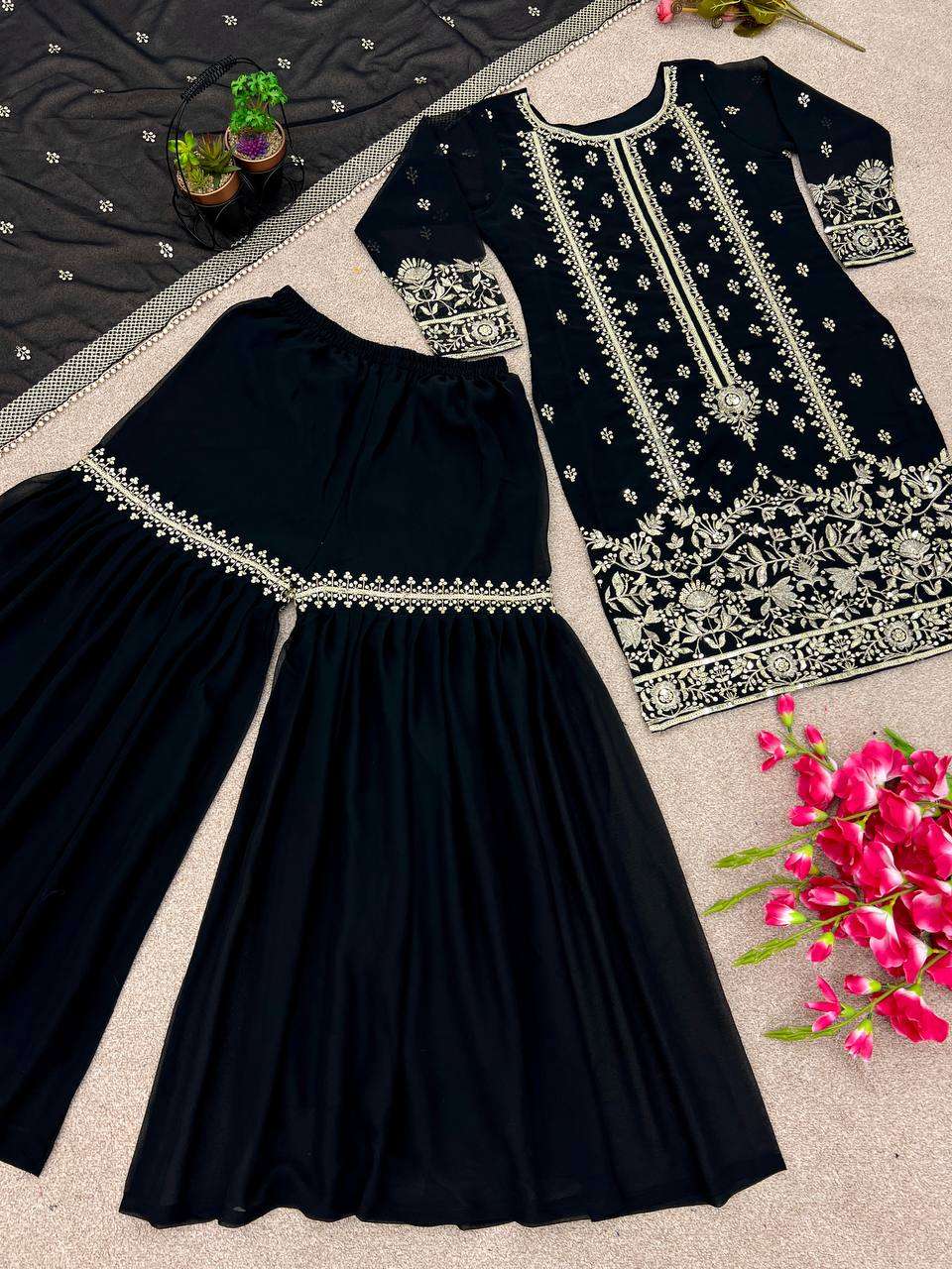 SSR 442 SHARARA SUIT