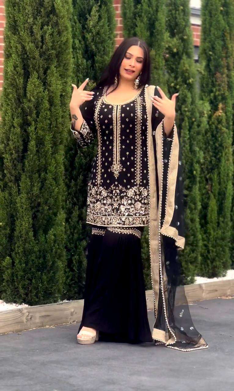 SSR 442 SHARARA SUIT