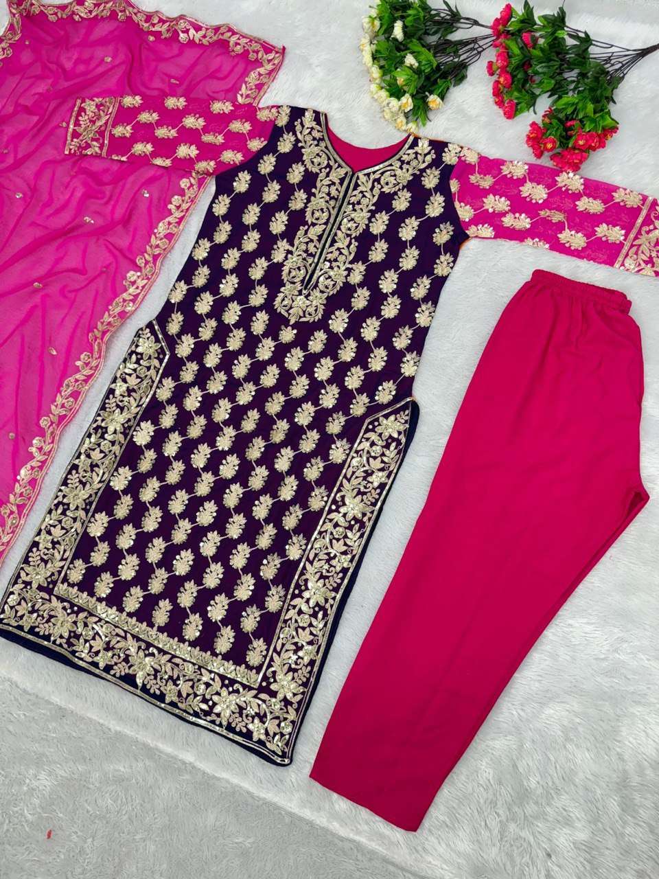 ST 128 PAKISTANI STYLE SUIT