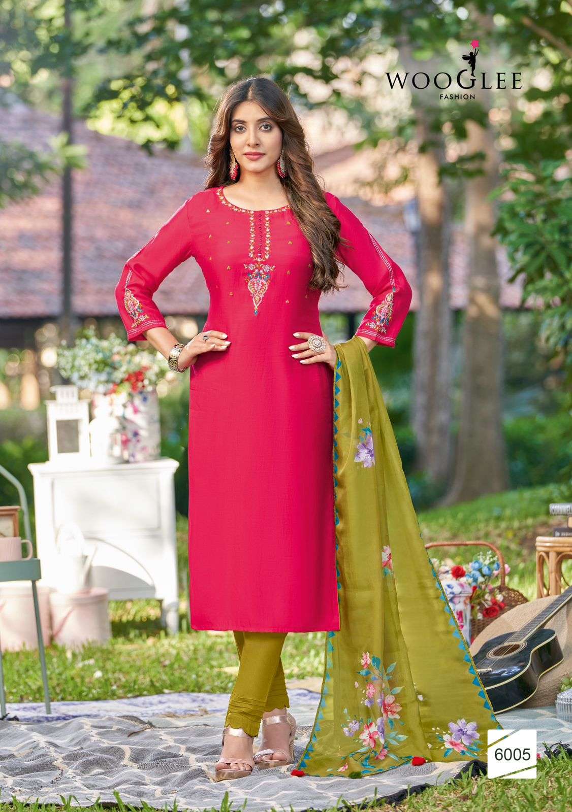 WOOGLEE KAMAKSHI VISCOSE WEAVING KURTI COMBO SET 