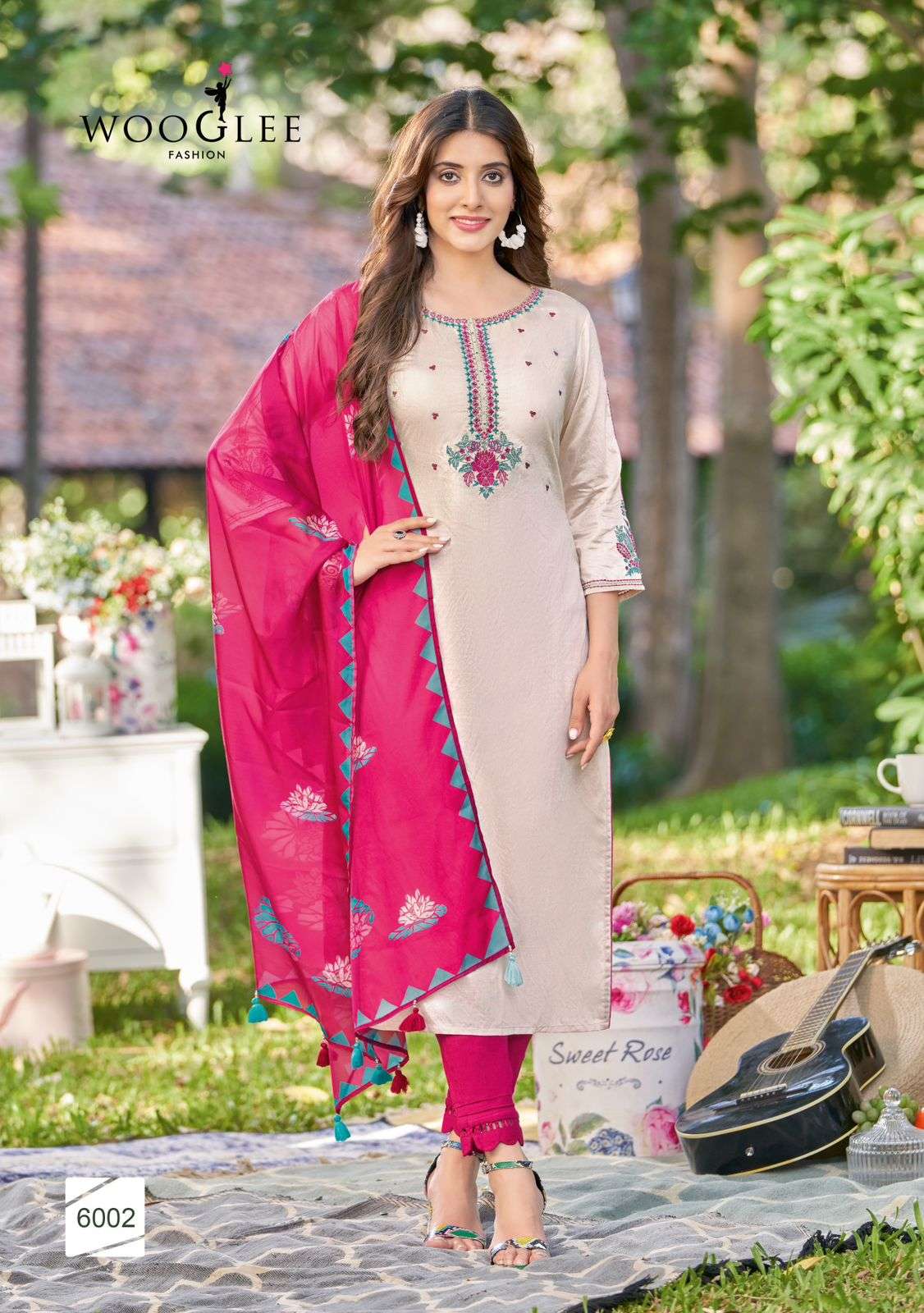 WOOGLEE KAMAKSHI VISCOSE WEAVING KURTI COMBO SET 
