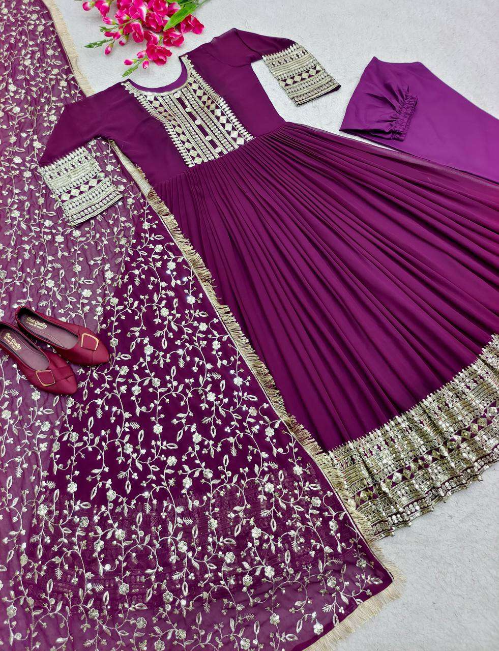 WW 1045 GOWN SET
