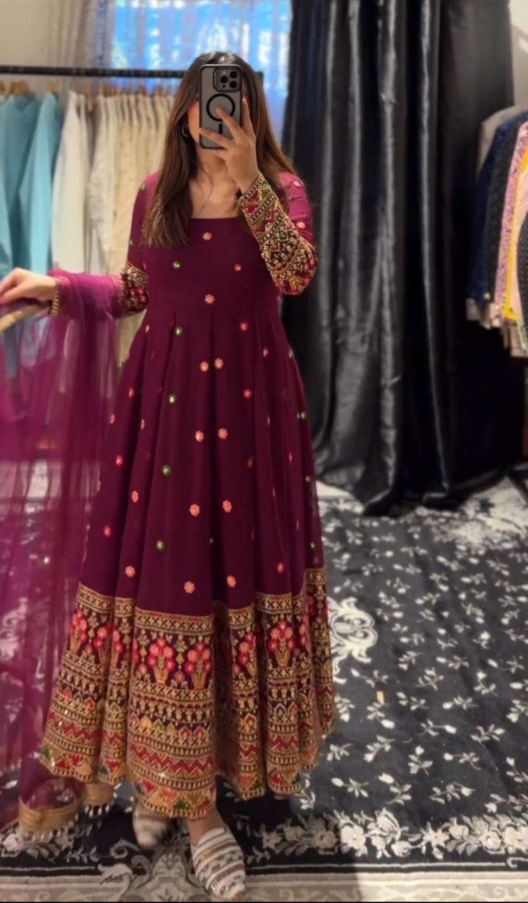 WW 1057 KURTI SET