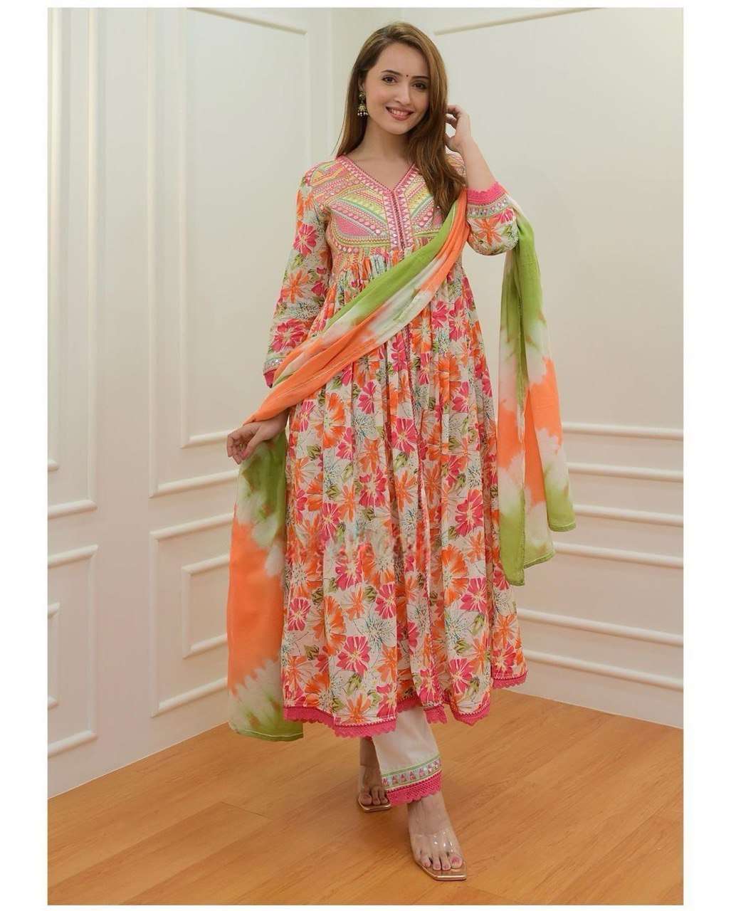 X ANGLE ALIA CUT KURTI