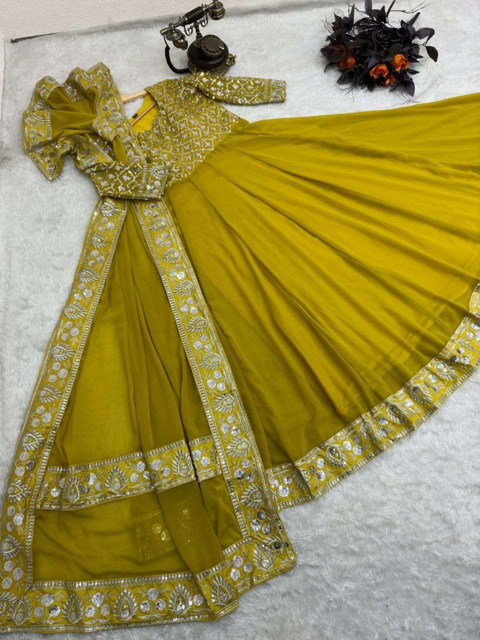 Z 9230 GOWN DUPATTA