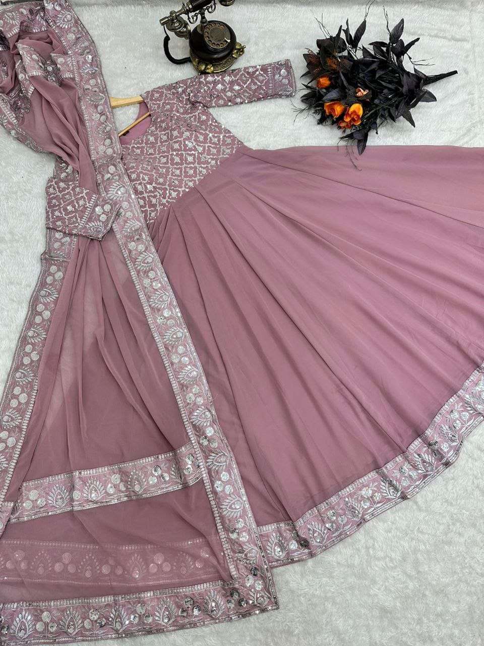Z 9230 GOWN DUPATTA