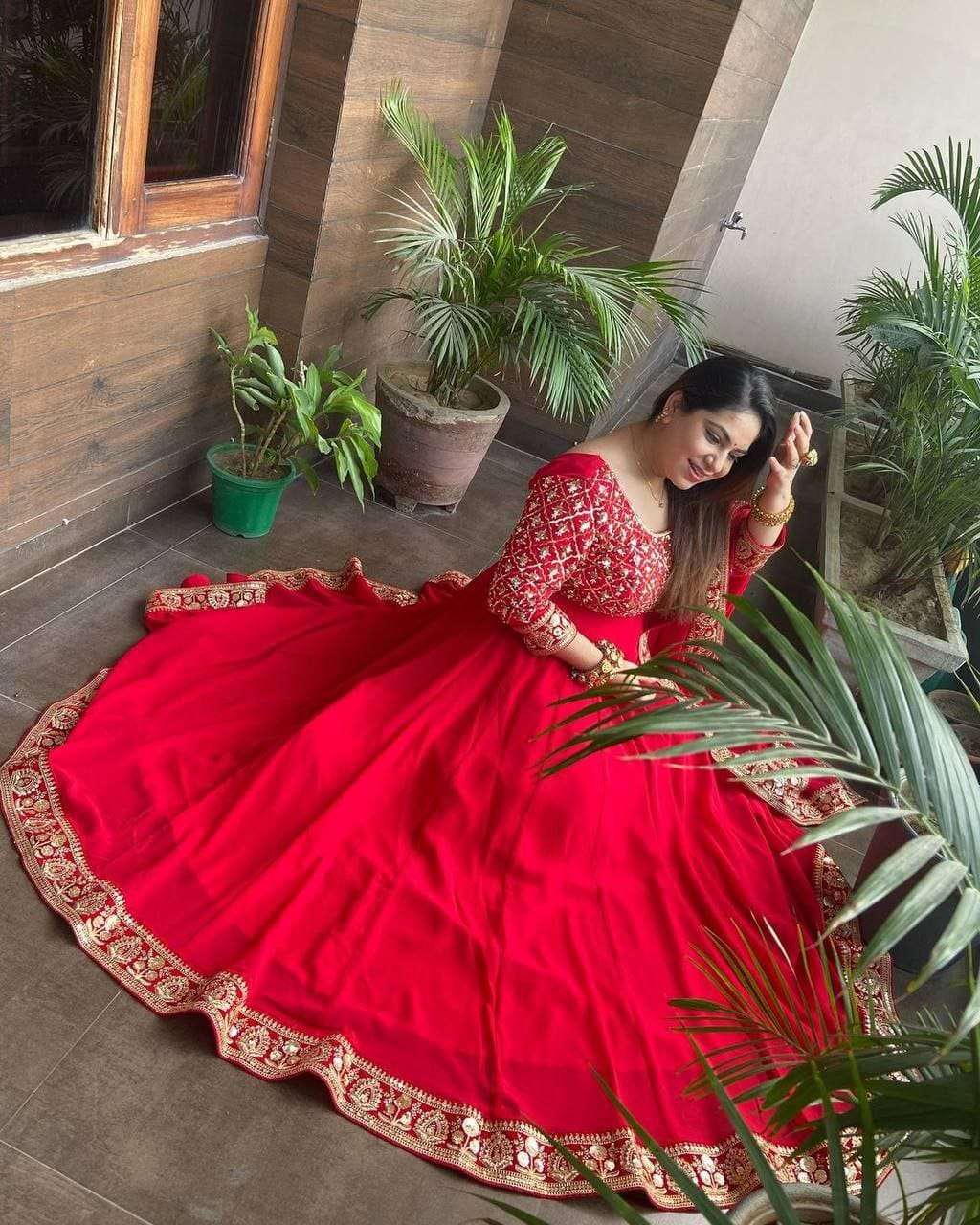 Z 9230 GOWN DUPATTA