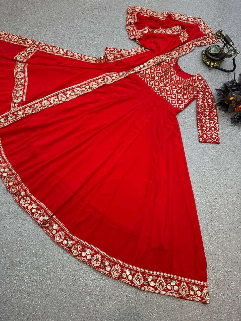 Z 9230 GOWN DUPATTA