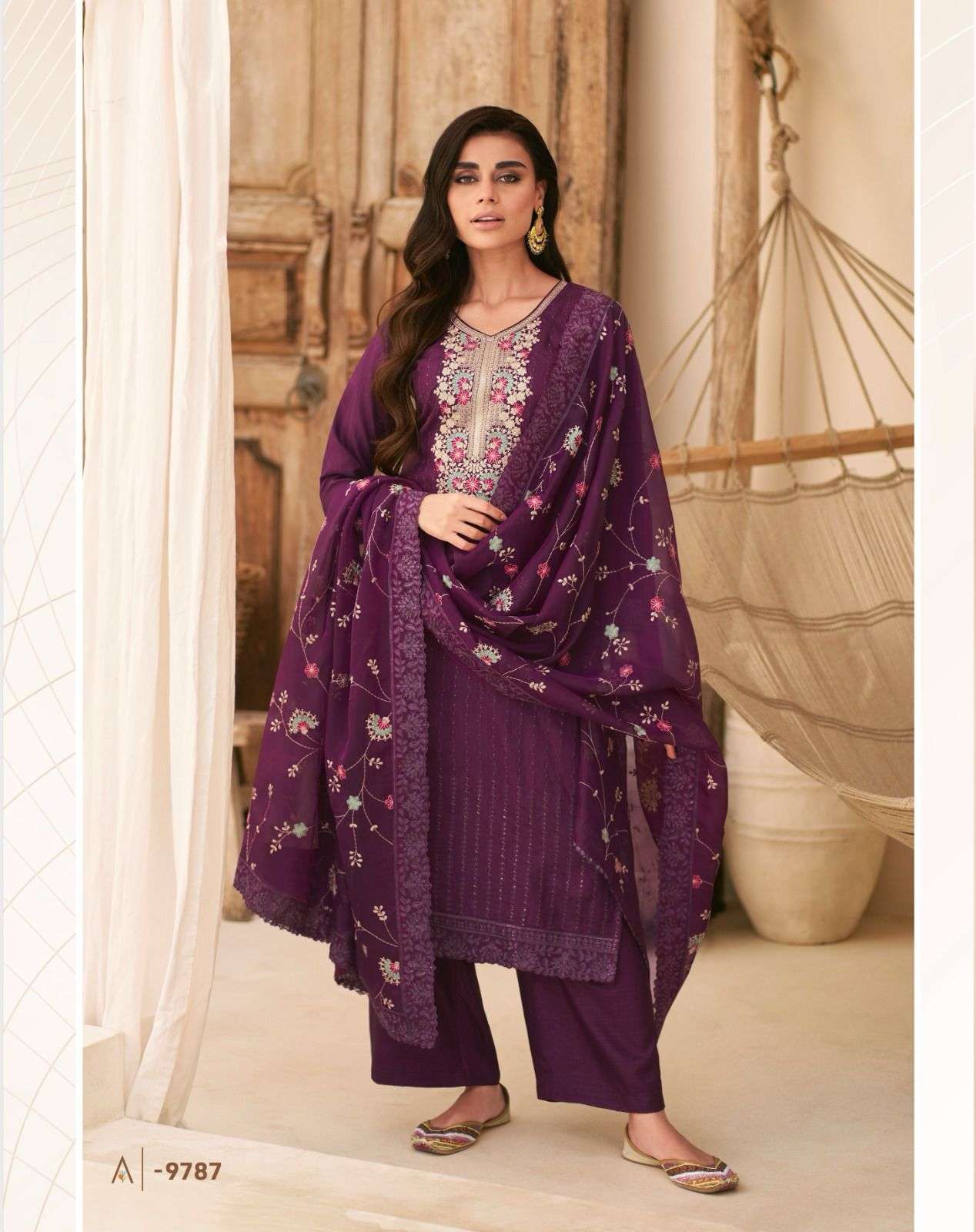 AASHIRWAD CREATION AAFREEN DOLLA SILK BEAUTIFUL DESIGNER SUIT