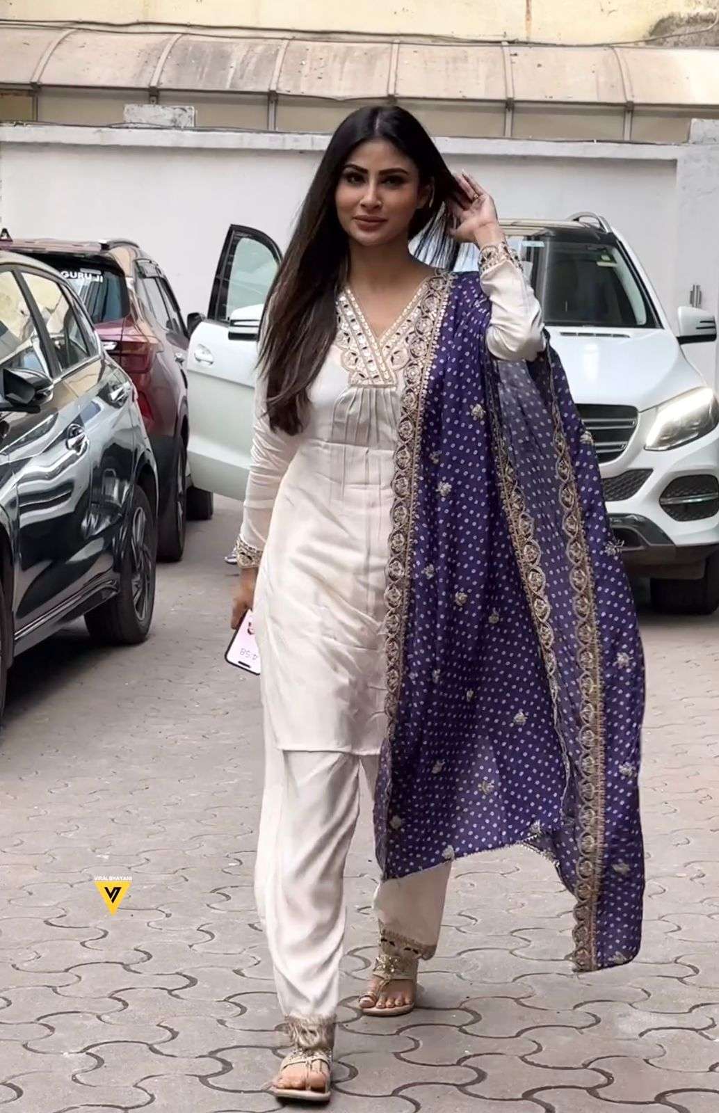 AD 138 AFGHANI SUIT