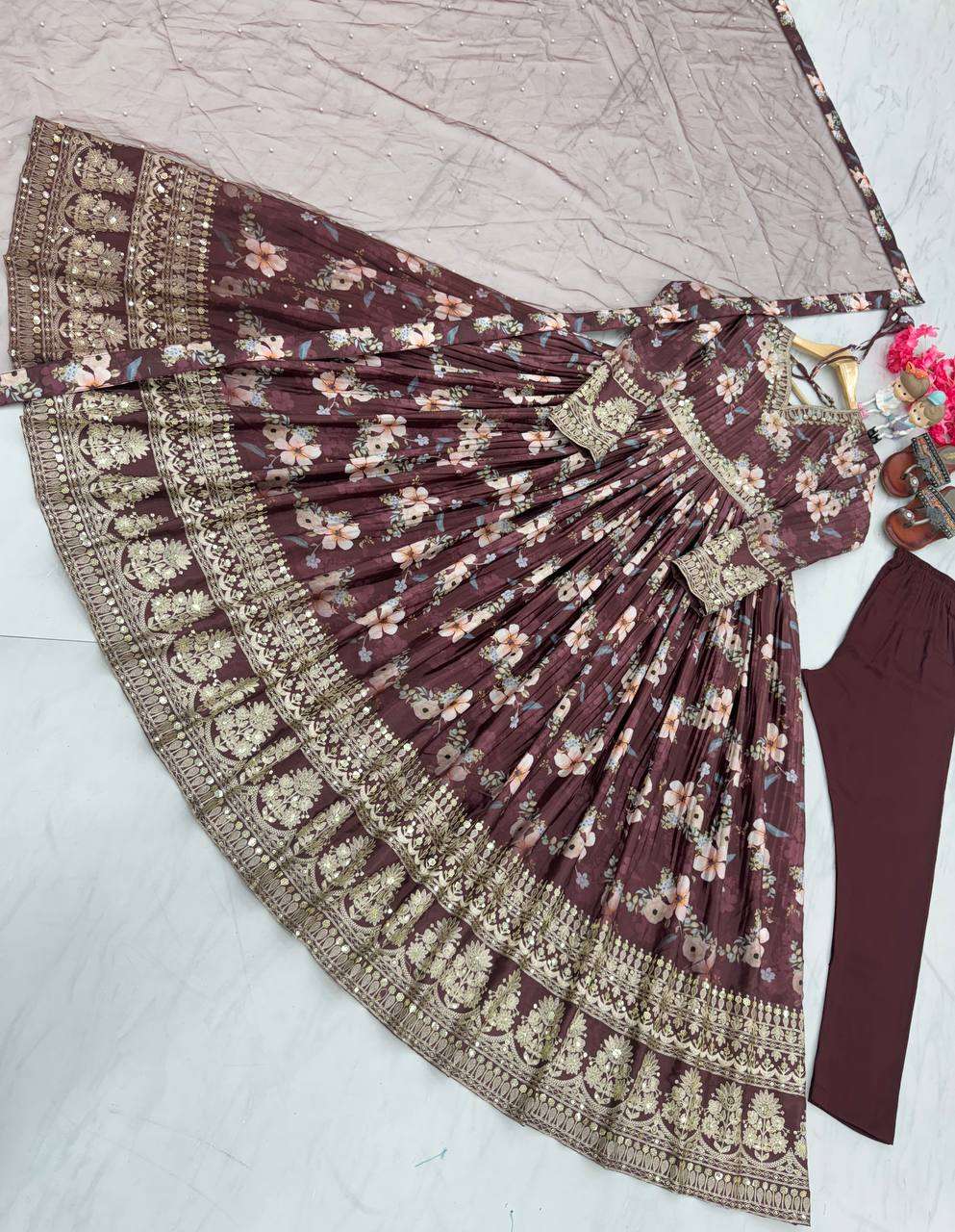 AD 143 ANARKALI KURTI SET