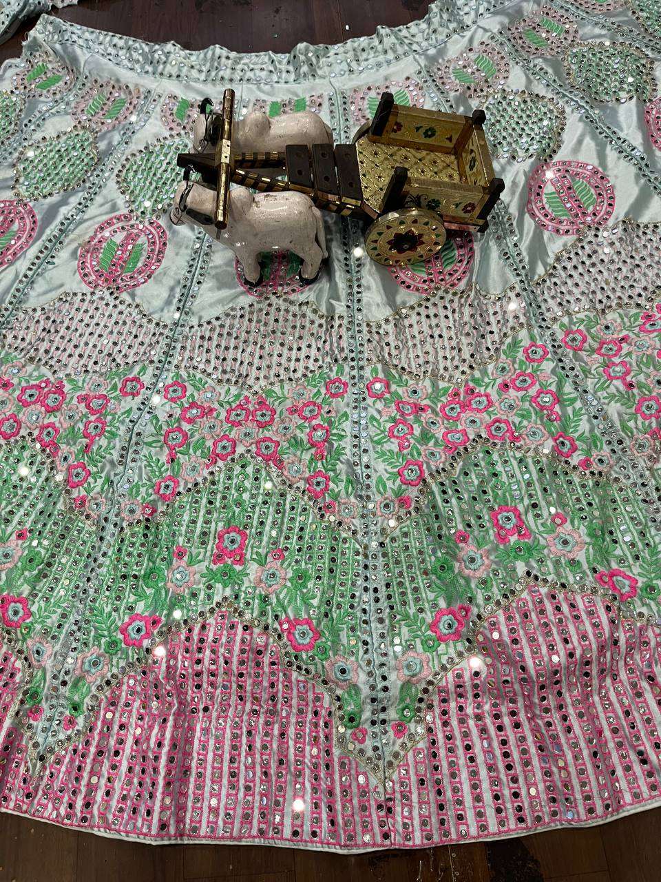 BD 1572 LEHENGA CHOLI