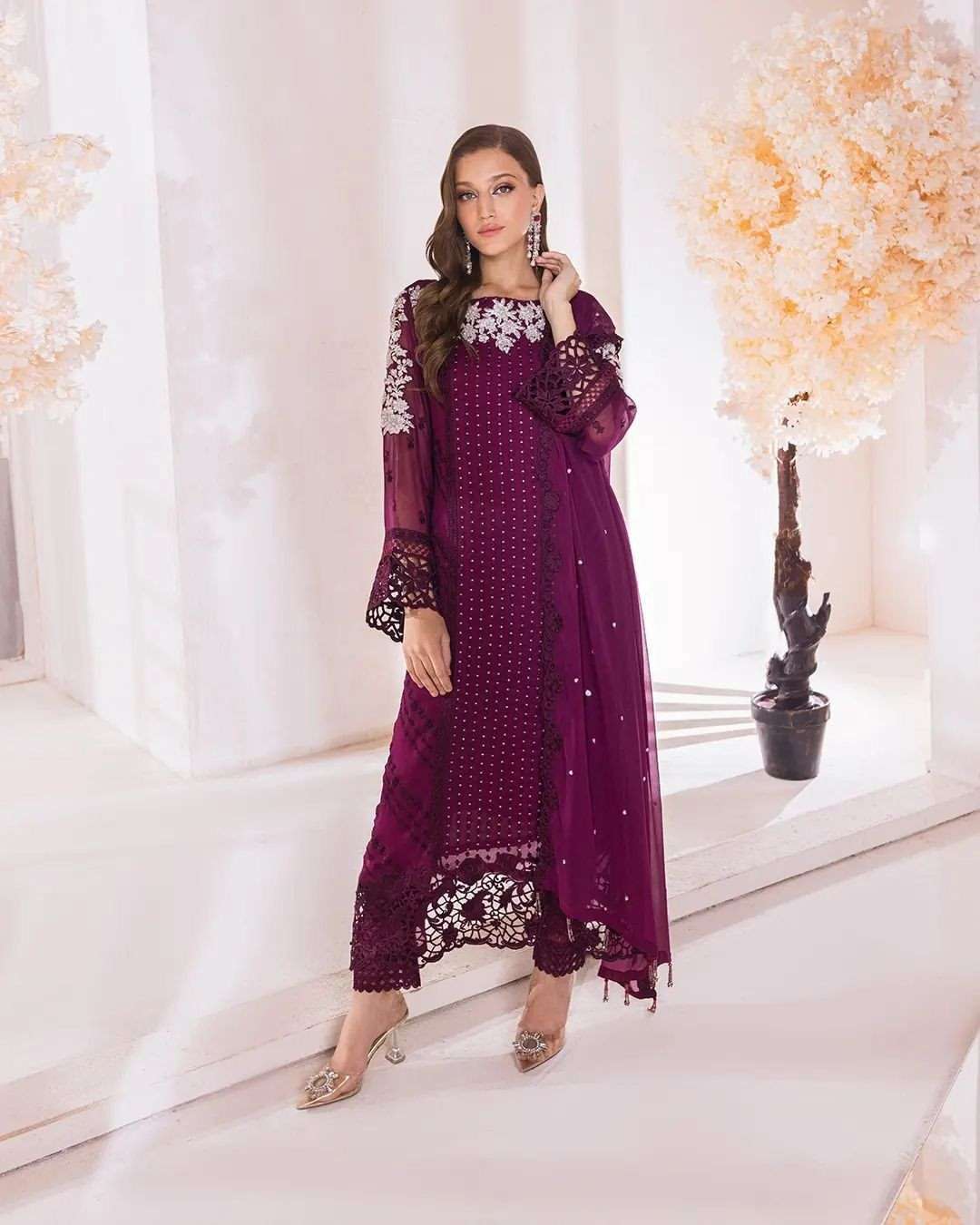 BE 128 KURTI SET