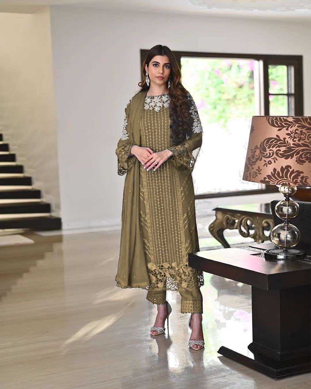 BE 128 KURTI SET