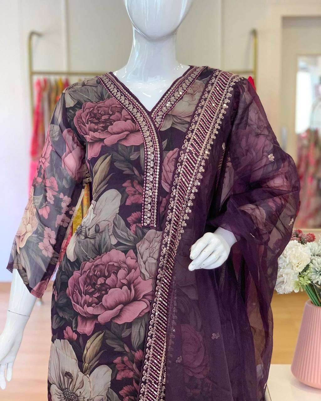 BE 227 ALIACUT KURTI