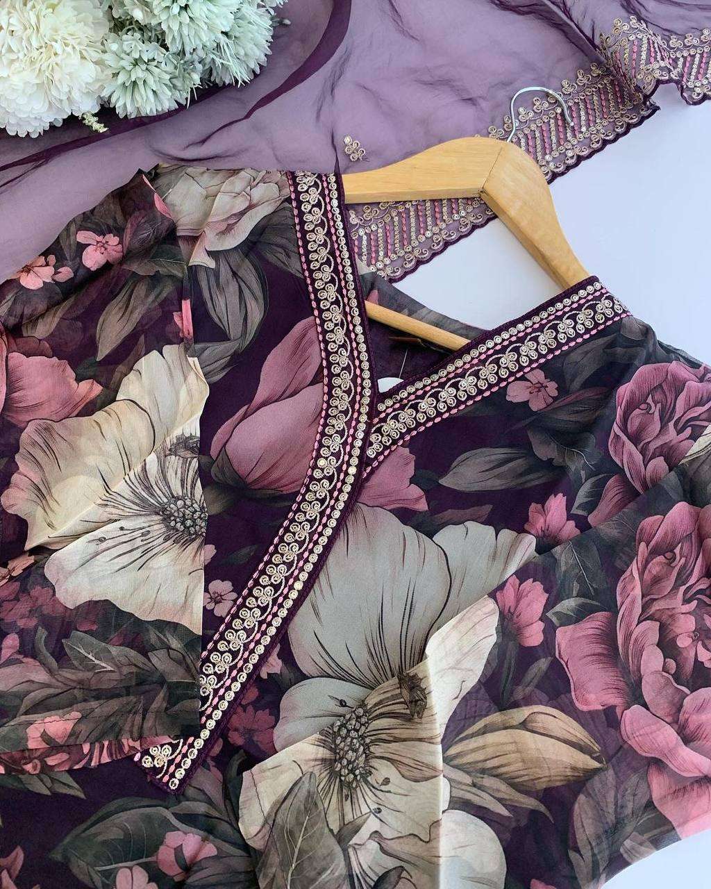 BE 227 ALIACUT KURTI