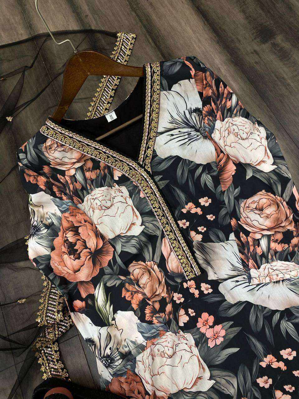 BE 227 ALIACUT KURTI
