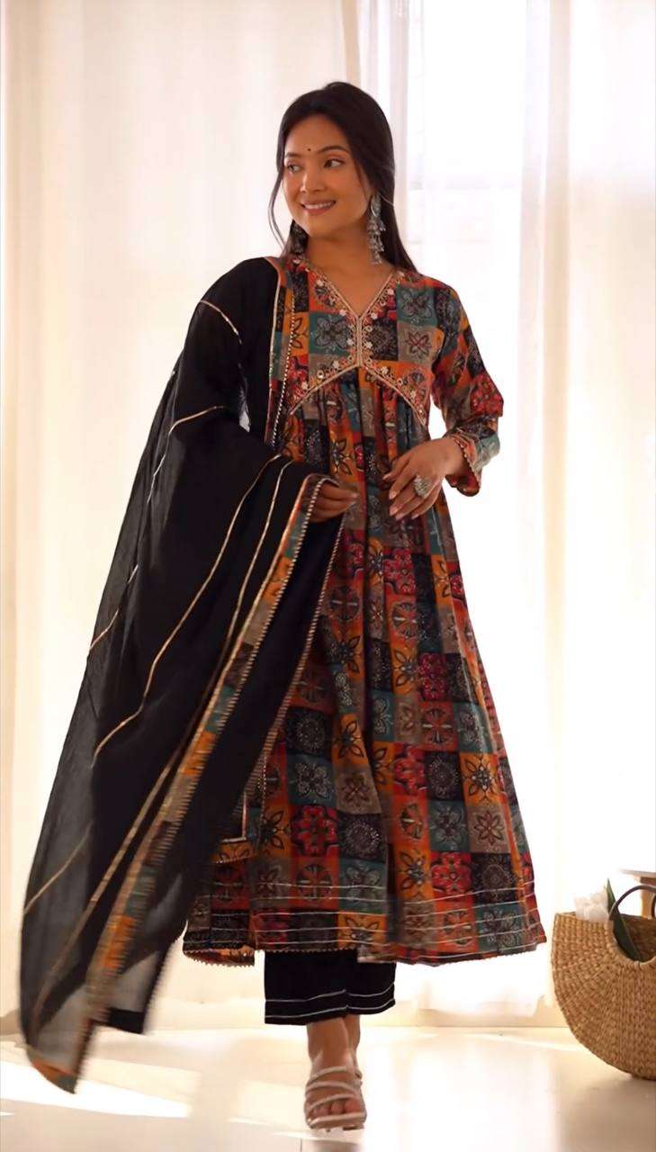 BE 238 ALIACUT KURTI SET