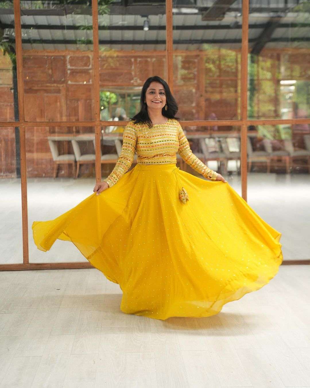 HB 95 LEHENGA 
