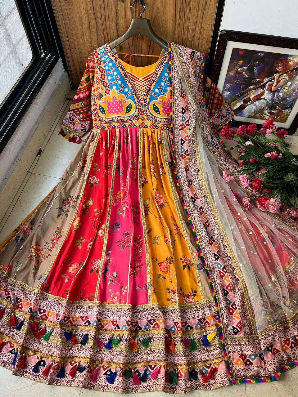 LC 1202 ANARKALI GOWN 