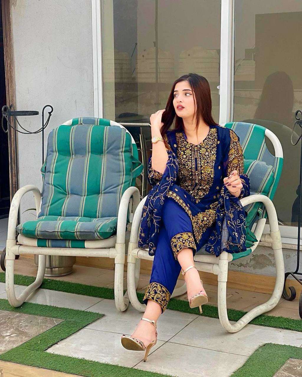 LC 1203 PAKISTANI SUIT