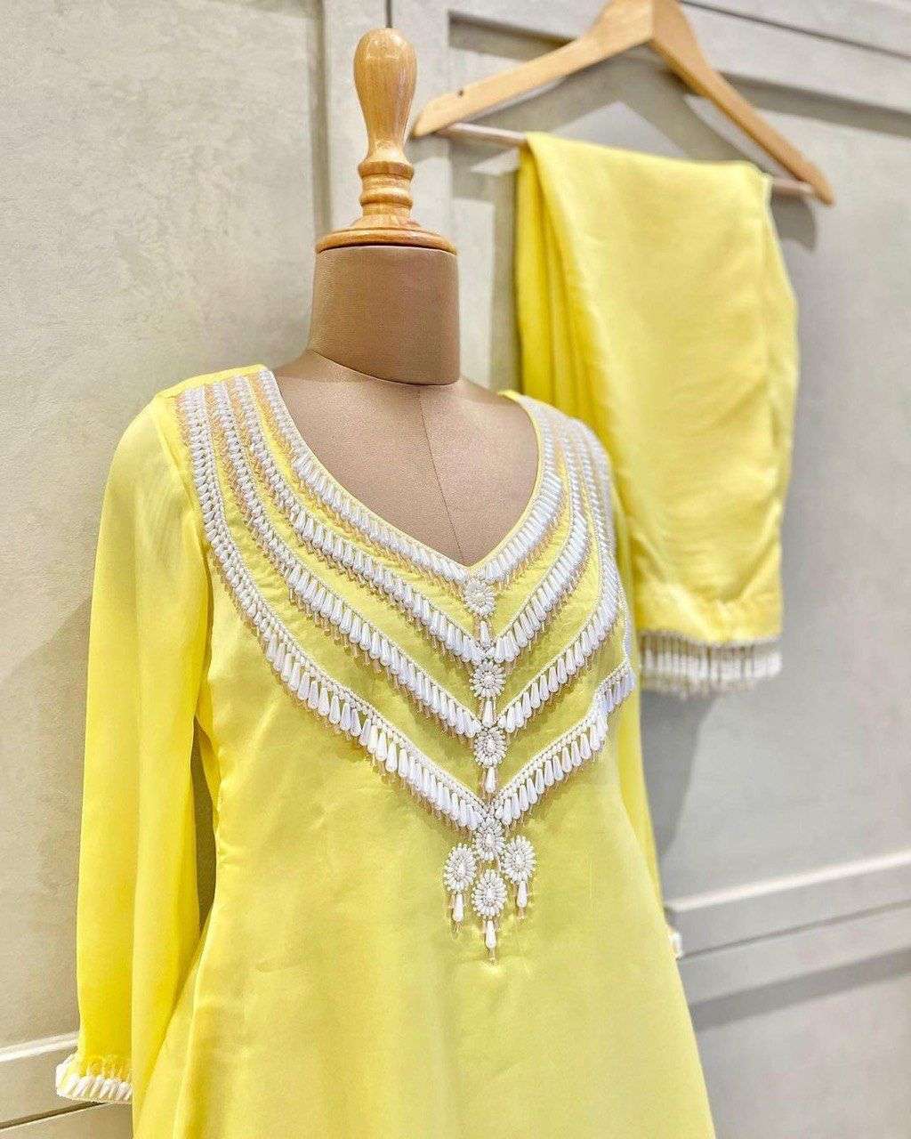 LG 1621 KURTI SET