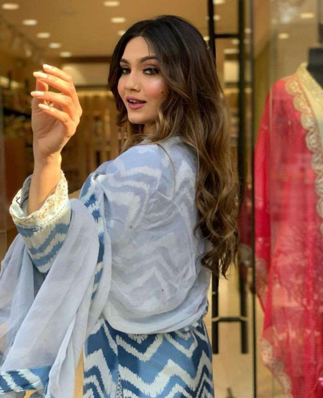 LH ISHITA KURTI SET