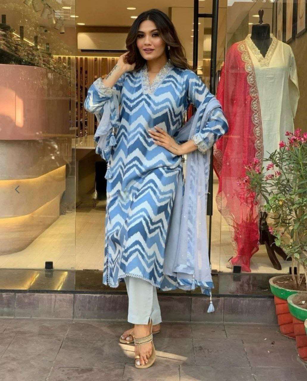 LH ISHITA KURTI SET