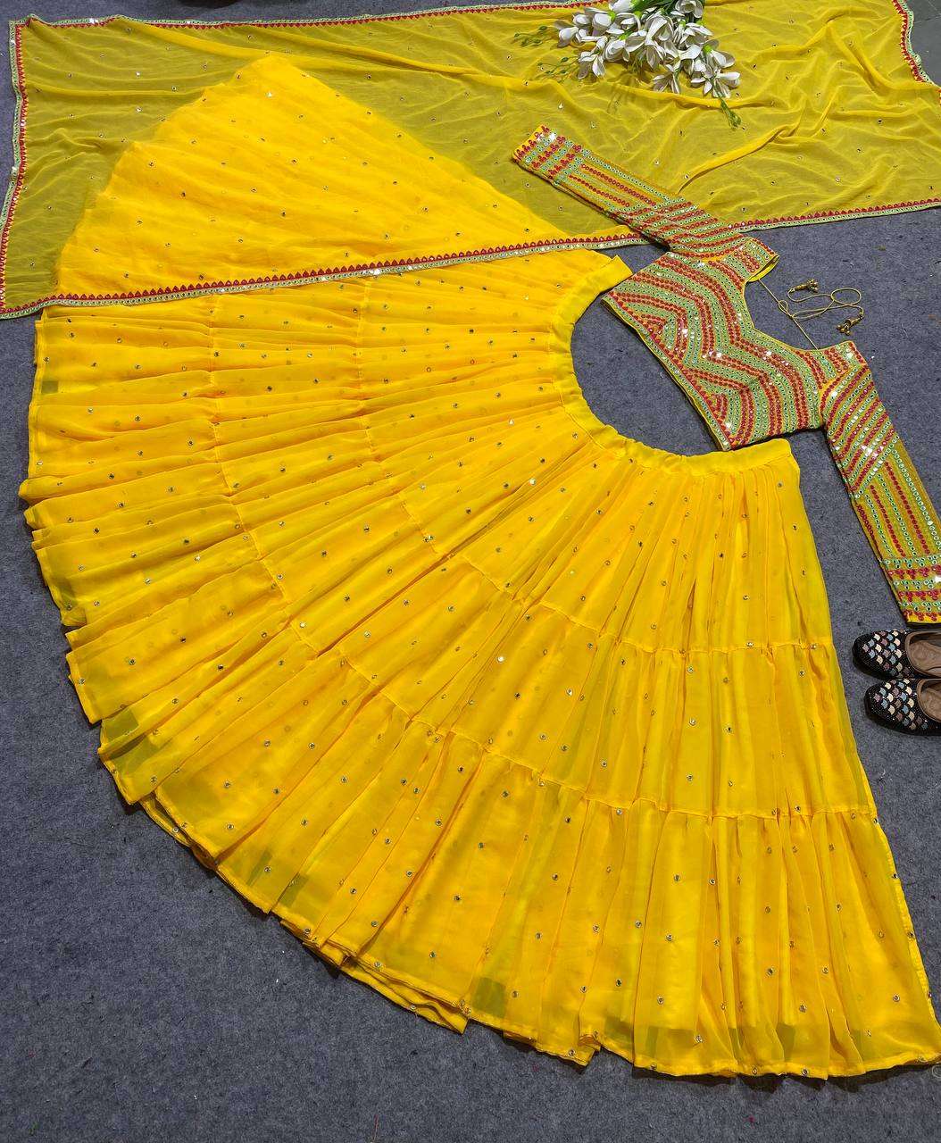 MF 384 LEHENGA CHOLI