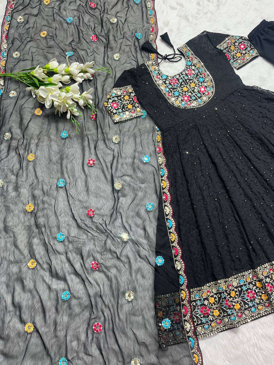 MF 385 KURTI SET