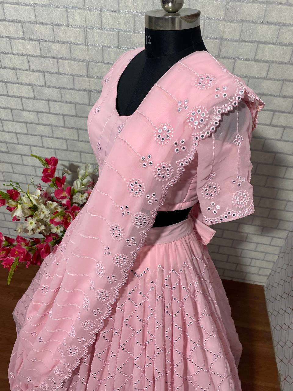 MF 390 LEHENGA CHOLI