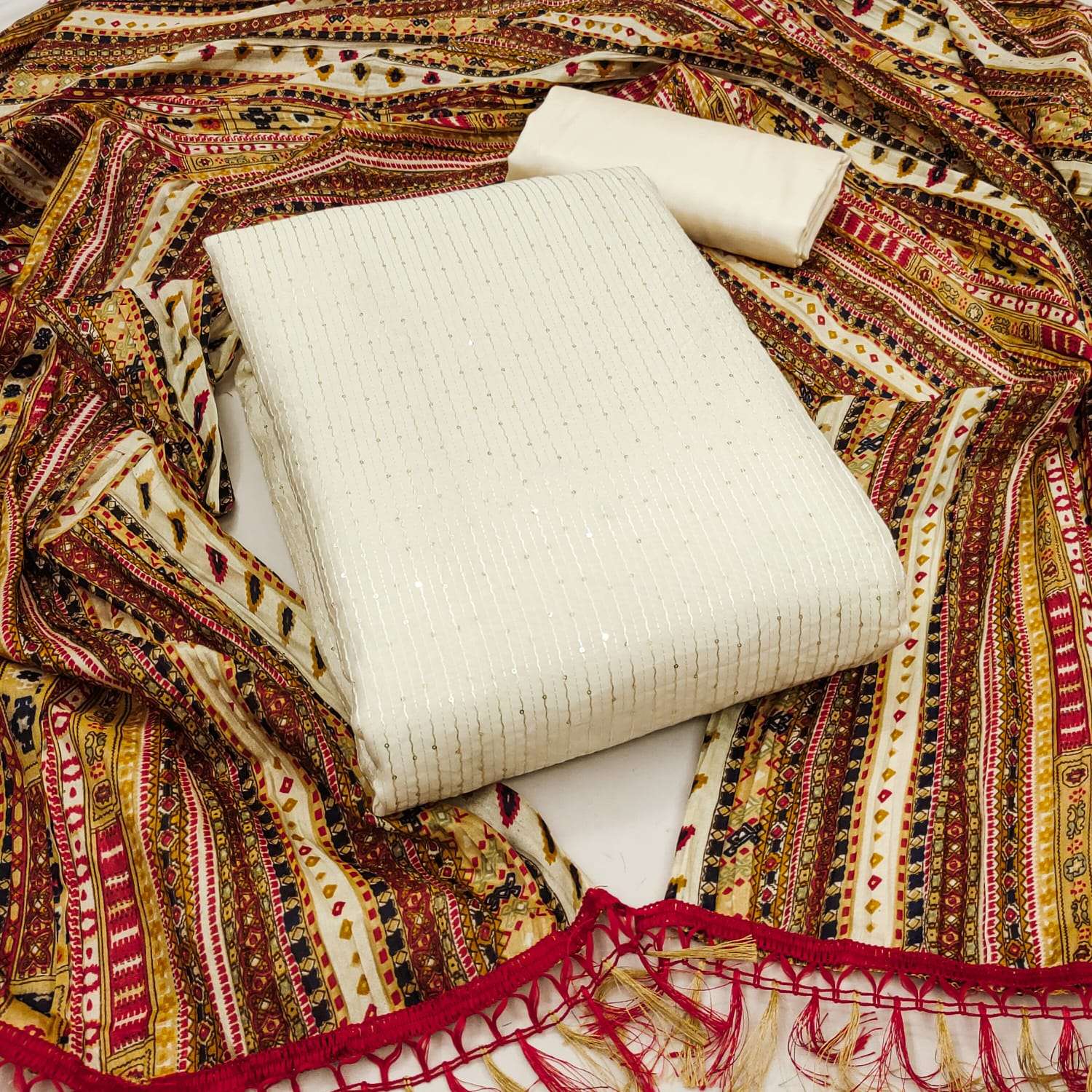 MF DRESS MATERIAL CHANDERI SILK SUIT
