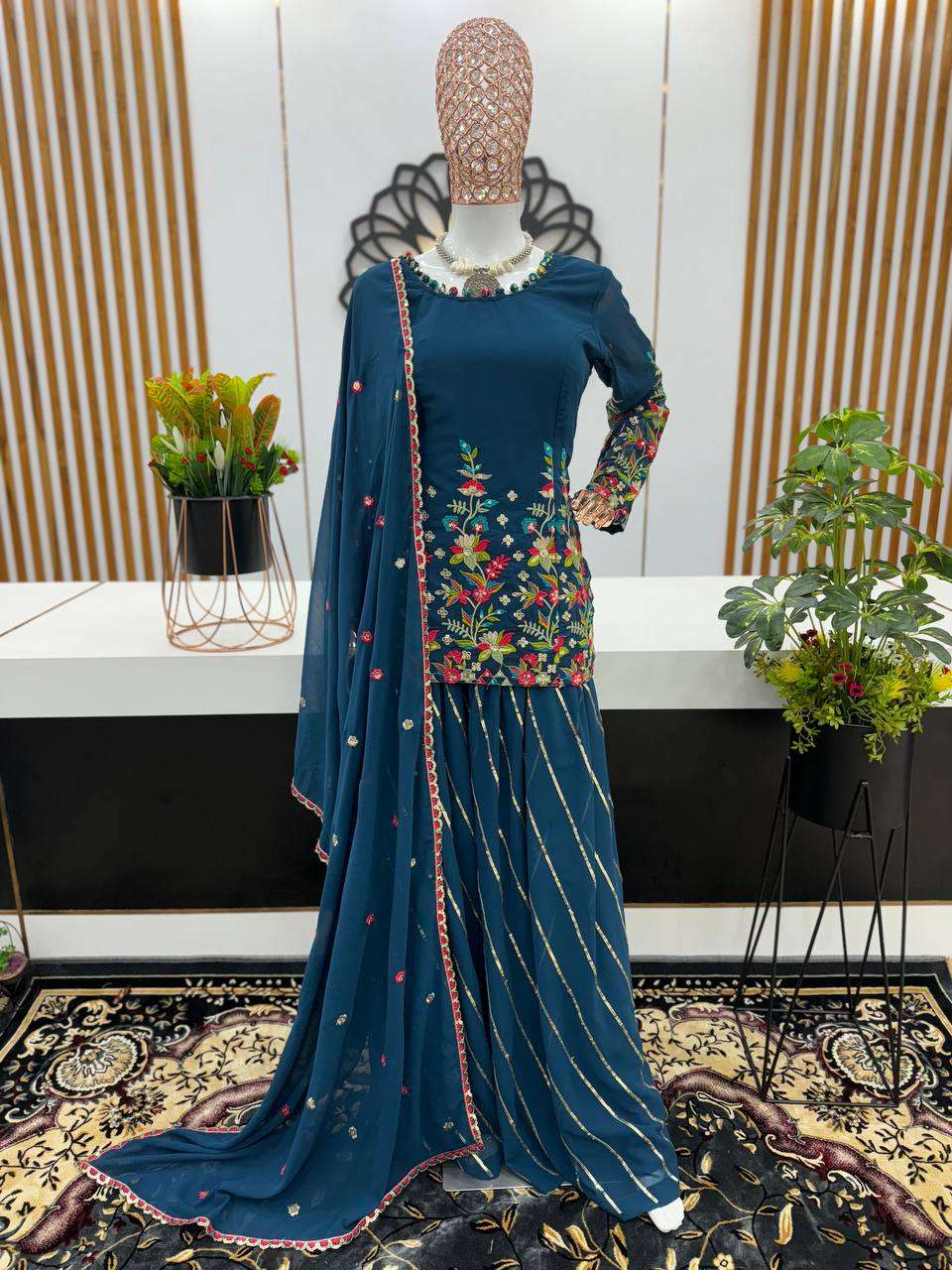 NSR 789 SHARARA SUIT