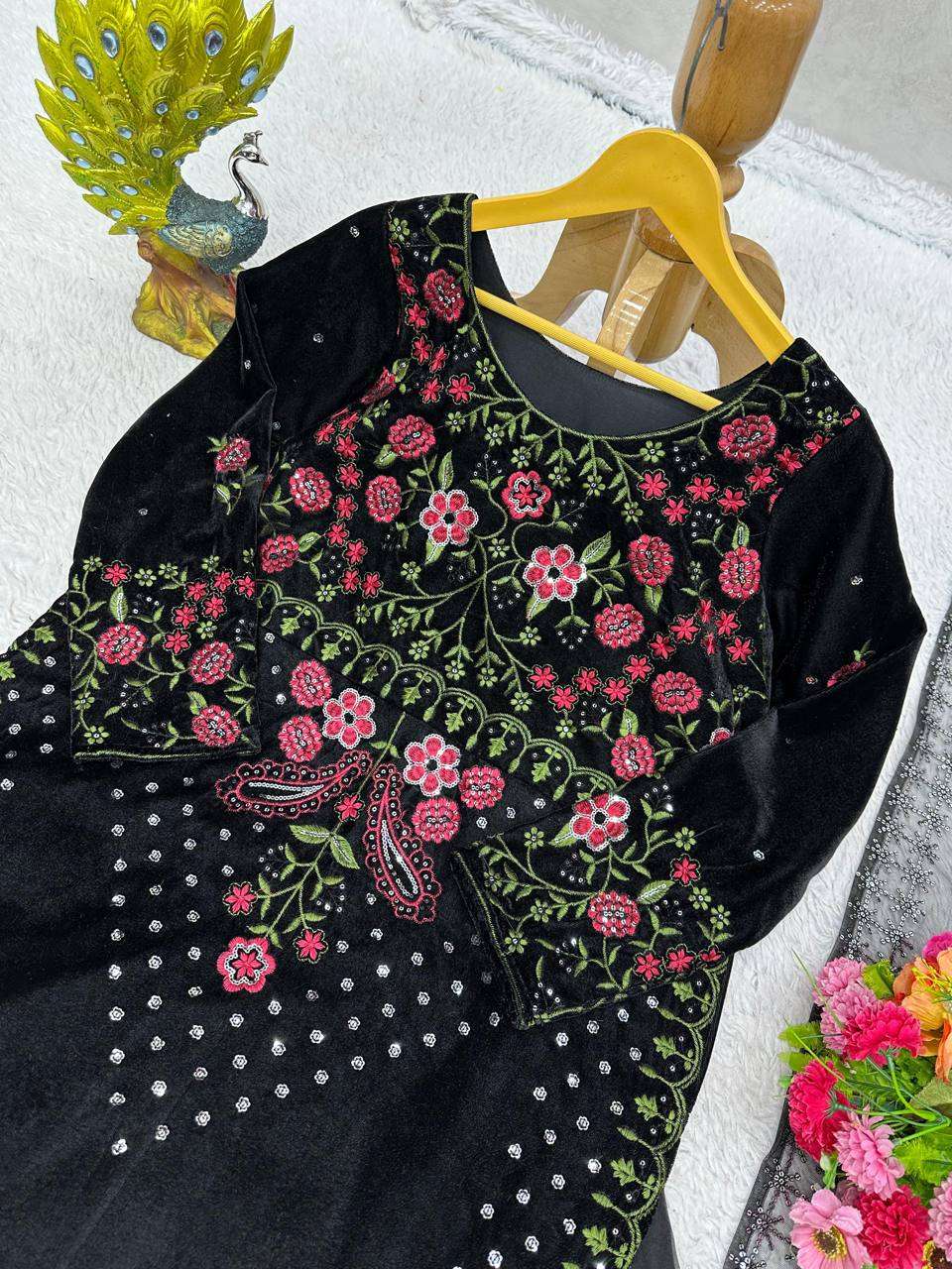 QRC 200 PARTYWEAR DRESS