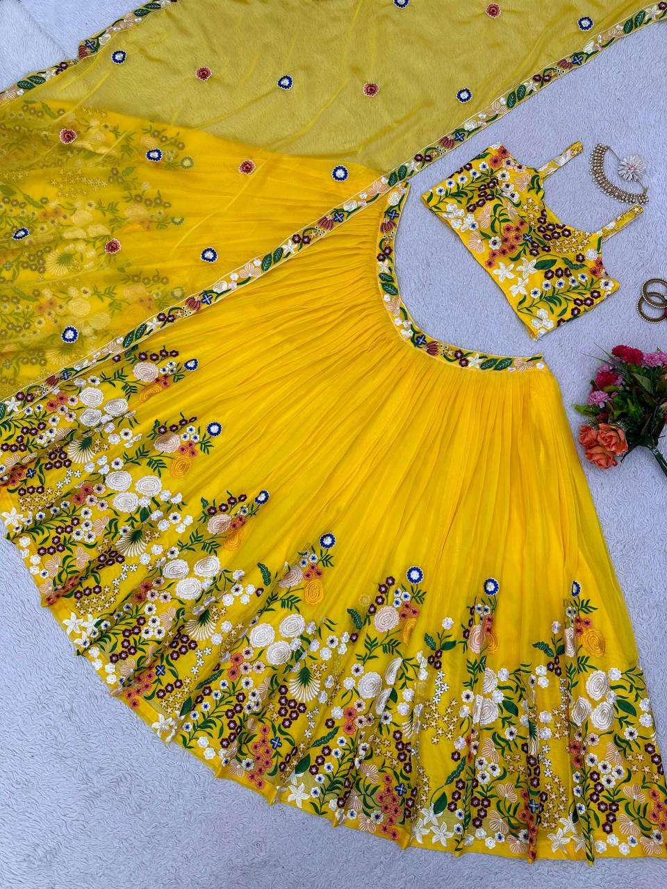 QRC 207 LEHENGA CHOLI