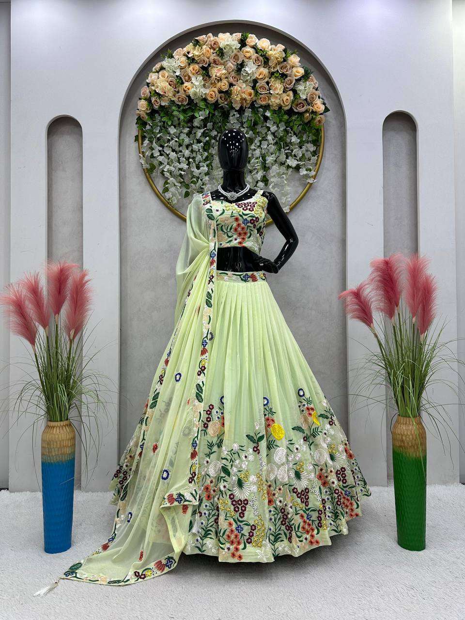 QRC 207 LEHENGA CHOLI