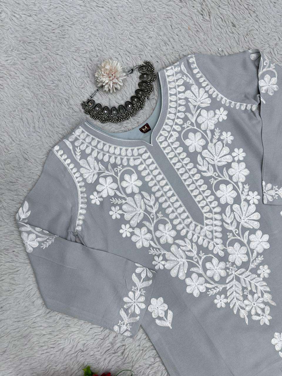 RTC 5650 KURTI SET