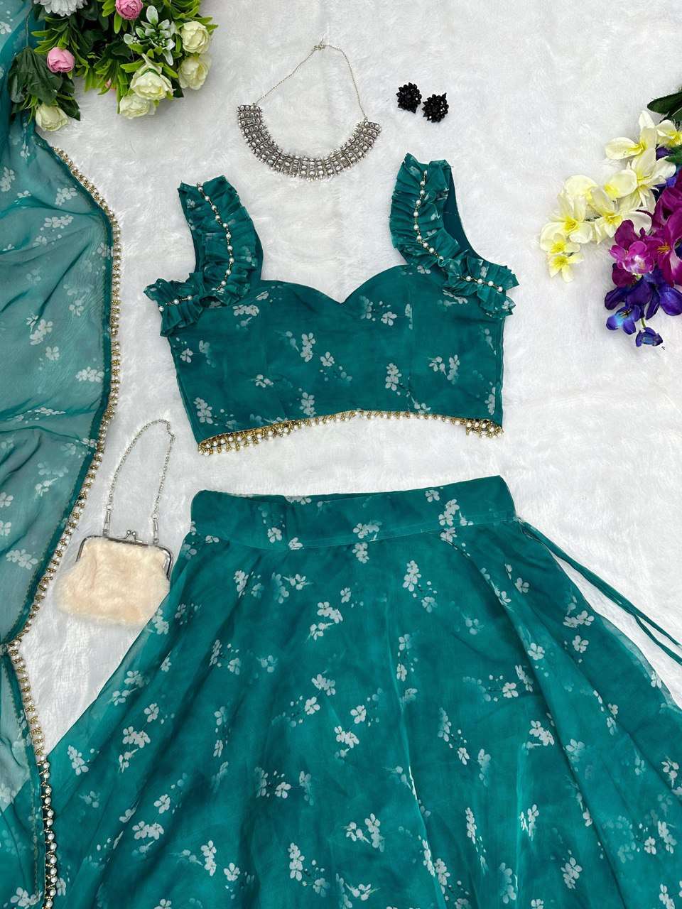 SC 167 LEHENGA CHOLI