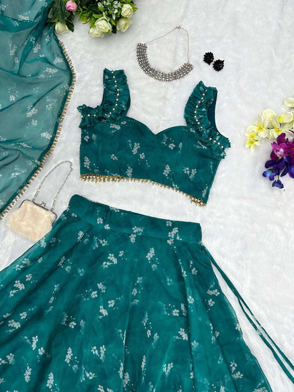 SC 167 LEHENGA CHOLI