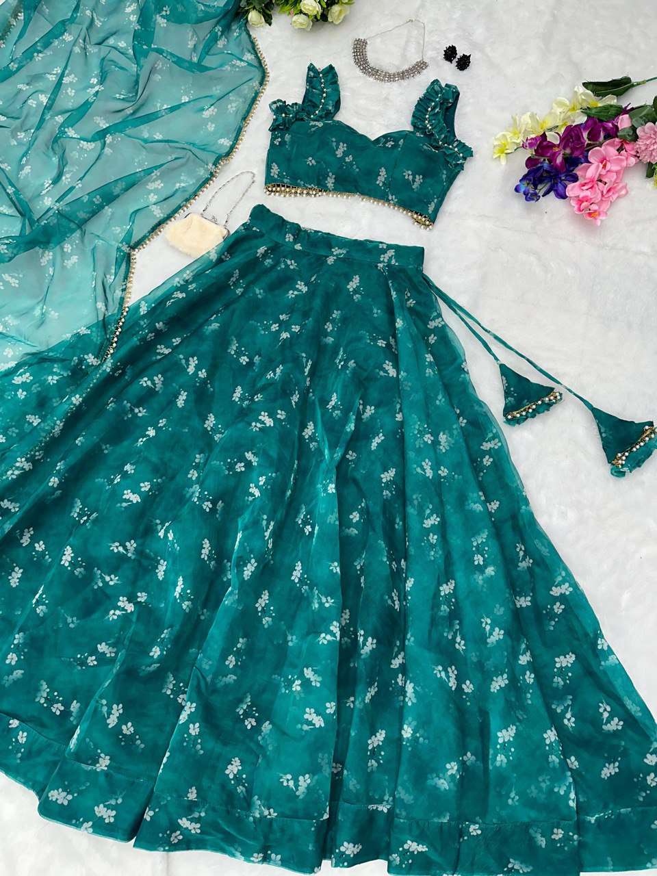 SC 167 LEHENGA CHOLI