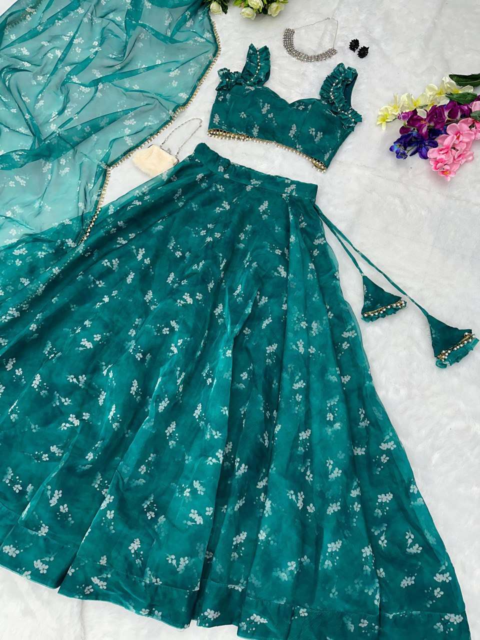 SC 167 LEHENGA CHOLI