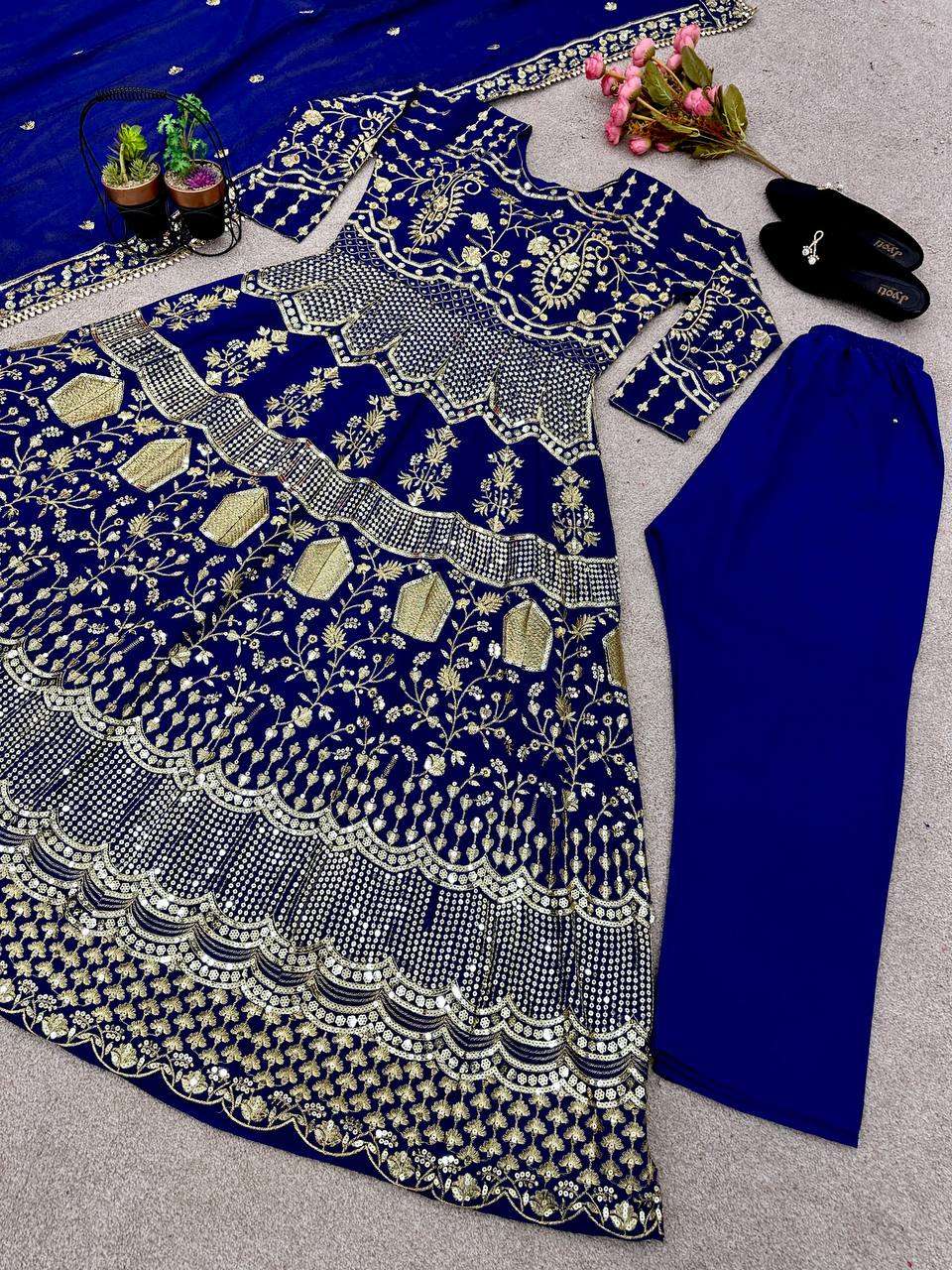 SR 1603 GOWN SET